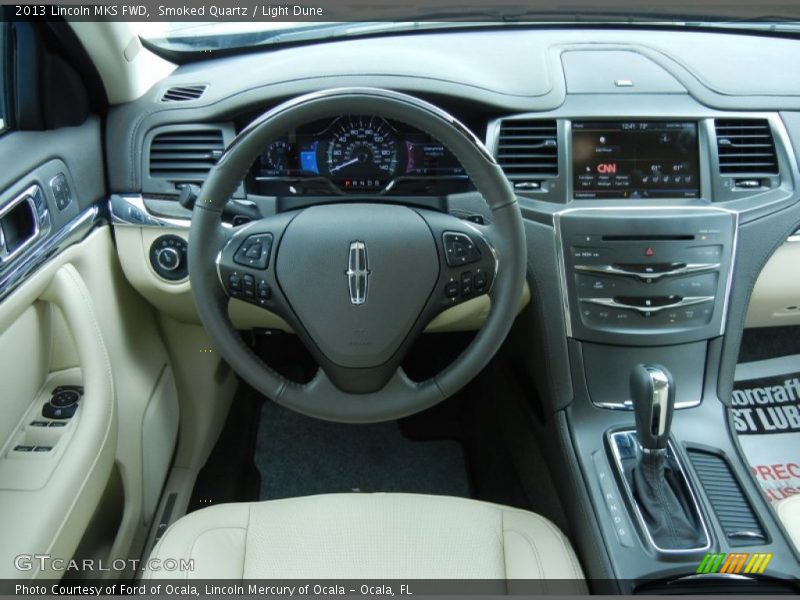 Dashboard of 2013 MKS FWD