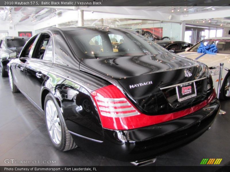 Baltic Black Metallic / Vesuvius Black 2010 Maybach 57 S