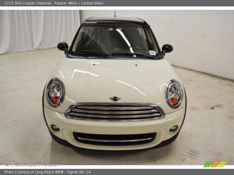 Pepper White / Carbon Black 2013 Mini Cooper Clubman