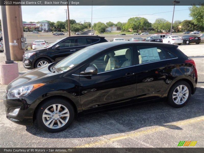 Black Noir Pearl / Beige 2013 Hyundai Elantra GT