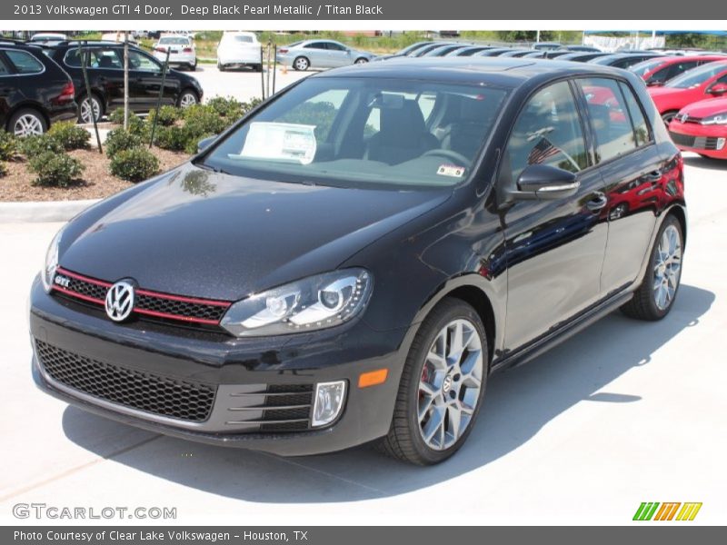 Deep Black Pearl Metallic / Titan Black 2013 Volkswagen GTI 4 Door