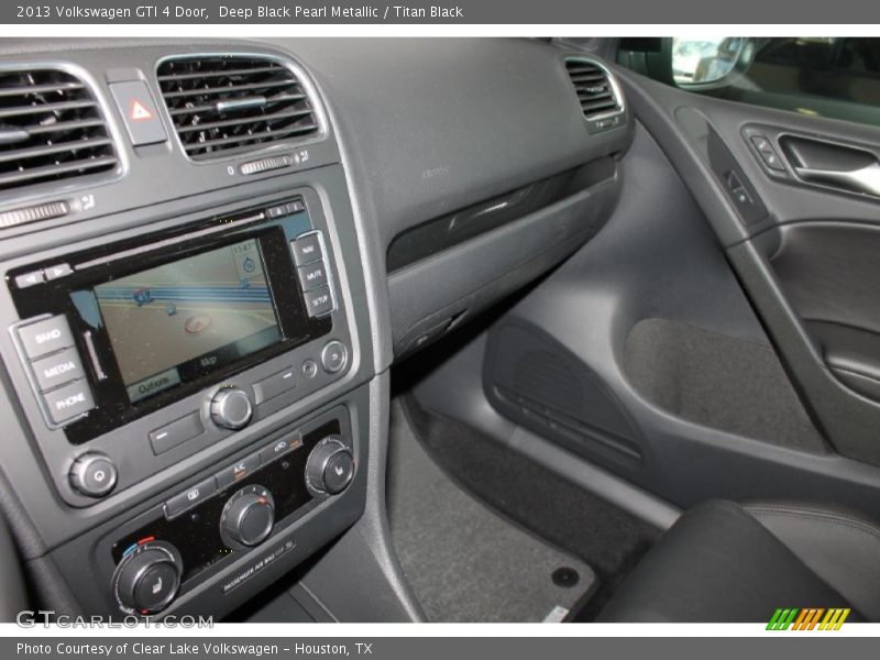 Deep Black Pearl Metallic / Titan Black 2013 Volkswagen GTI 4 Door