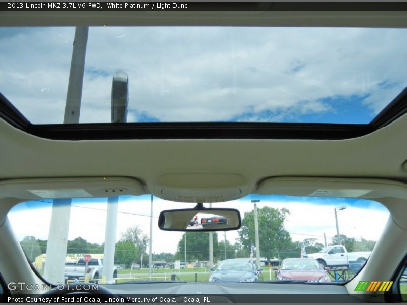 White Platinum / Light Dune 2013 Lincoln MKZ 3.7L V6 FWD