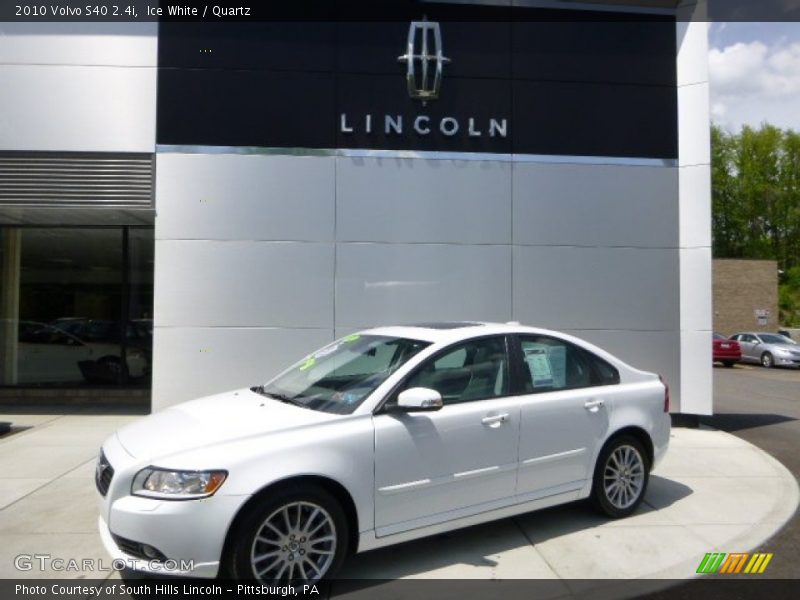 Ice White / Quartz 2010 Volvo S40 2.4i
