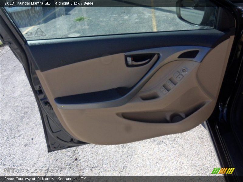 Midnight Black / Beige 2013 Hyundai Elantra GLS