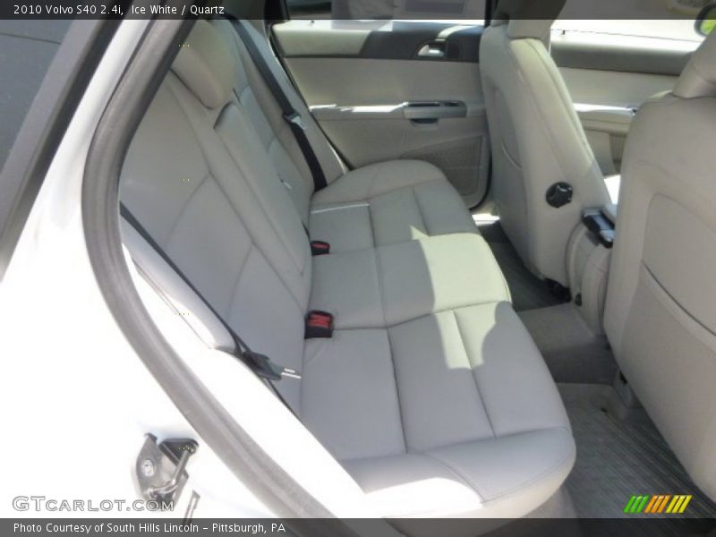 Ice White / Quartz 2010 Volvo S40 2.4i