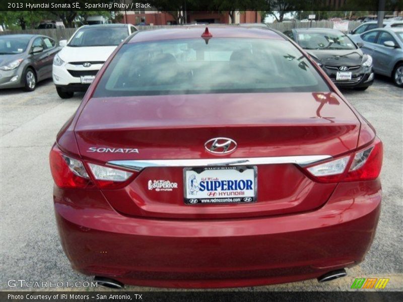 Sparkling Ruby / Black 2013 Hyundai Sonata SE