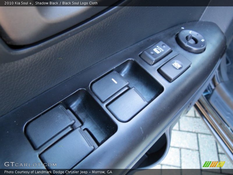 Shadow Black / Black Soul Logo Cloth 2010 Kia Soul +