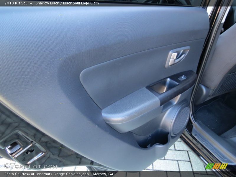 Shadow Black / Black Soul Logo Cloth 2010 Kia Soul +
