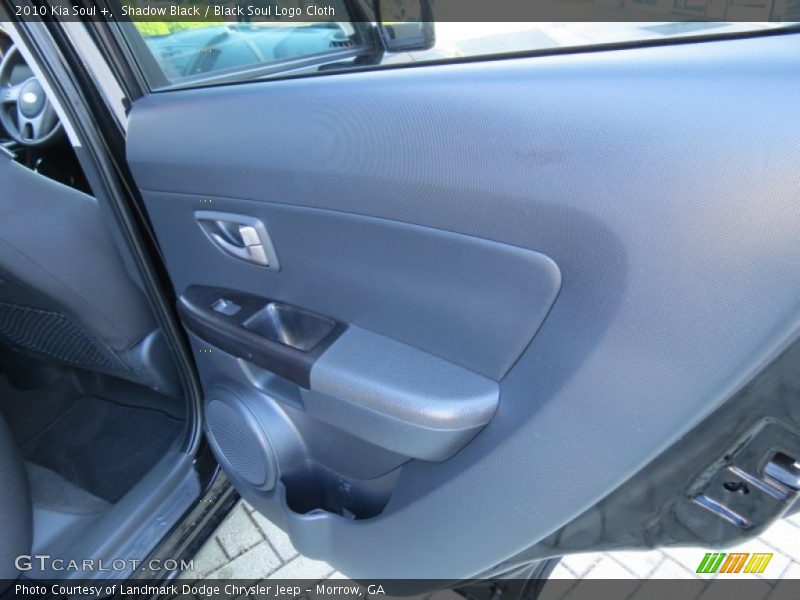 Shadow Black / Black Soul Logo Cloth 2010 Kia Soul +