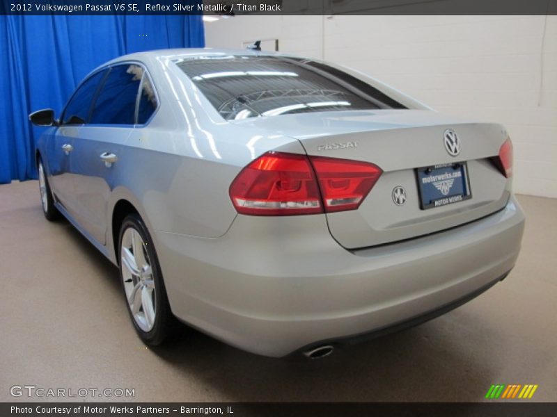 Reflex Silver Metallic / Titan Black 2012 Volkswagen Passat V6 SE