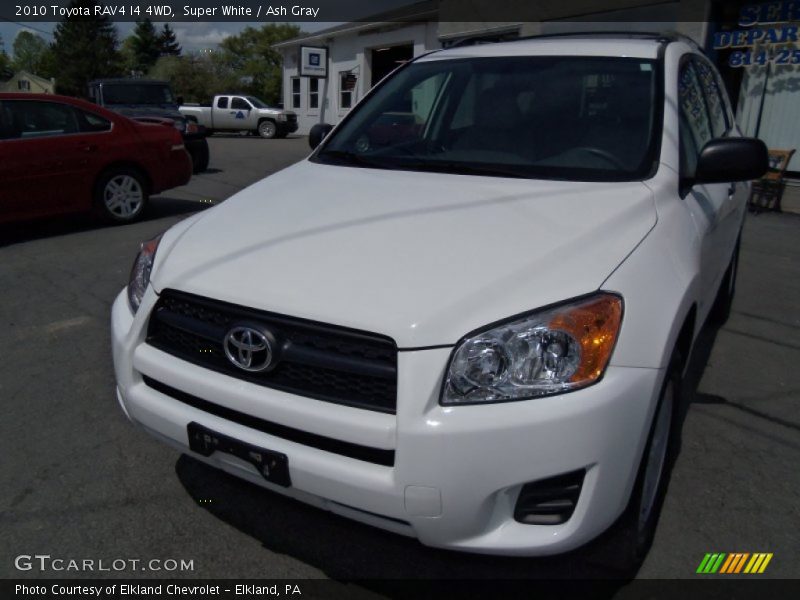 Super White / Ash Gray 2010 Toyota RAV4 I4 4WD