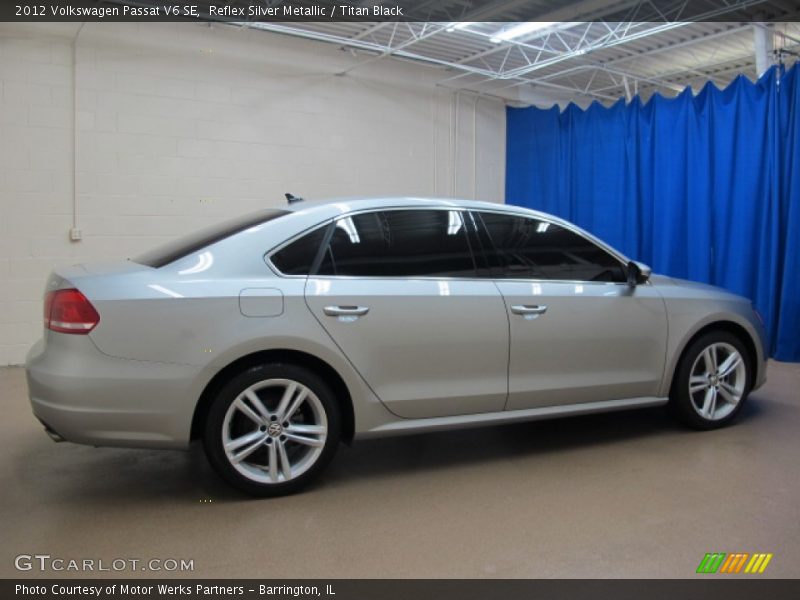 Reflex Silver Metallic / Titan Black 2012 Volkswagen Passat V6 SE