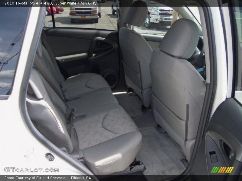 Super White / Ash Gray 2010 Toyota RAV4 I4 4WD
