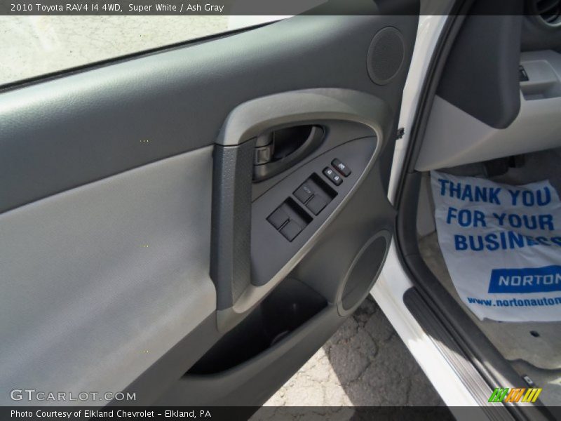 Super White / Ash Gray 2010 Toyota RAV4 I4 4WD