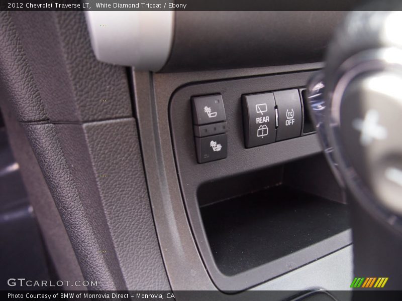 White Diamond Tricoat / Ebony 2012 Chevrolet Traverse LT