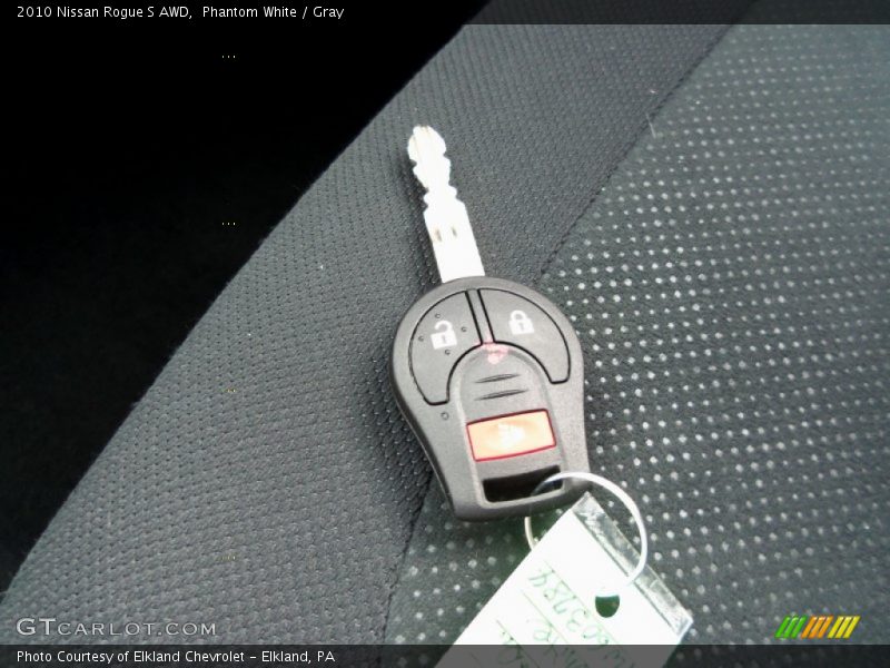 Phantom White / Gray 2010 Nissan Rogue S AWD