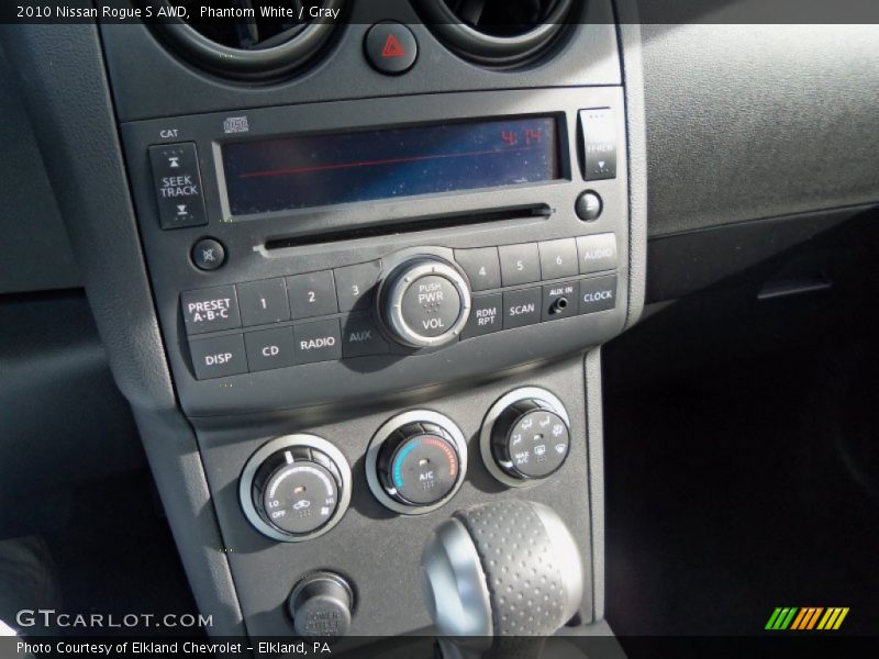 Phantom White / Gray 2010 Nissan Rogue S AWD