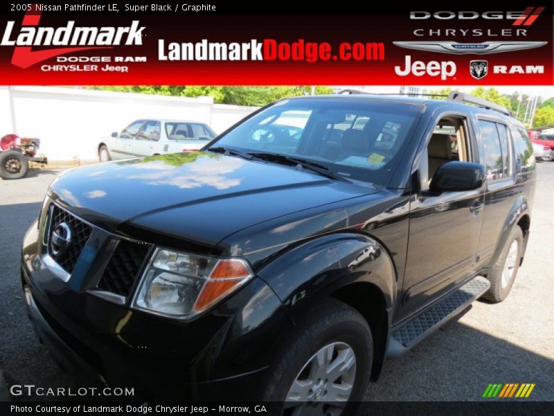 Super Black / Graphite 2005 Nissan Pathfinder LE