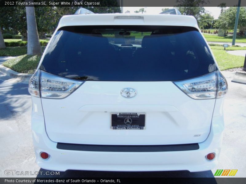 Super White / Dark Charcoal 2012 Toyota Sienna SE
