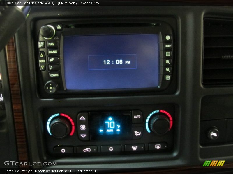 Quicksilver / Pewter Gray 2004 Cadillac Escalade AWD