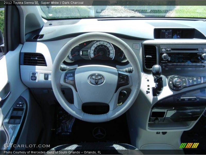 Super White / Dark Charcoal 2012 Toyota Sienna SE
