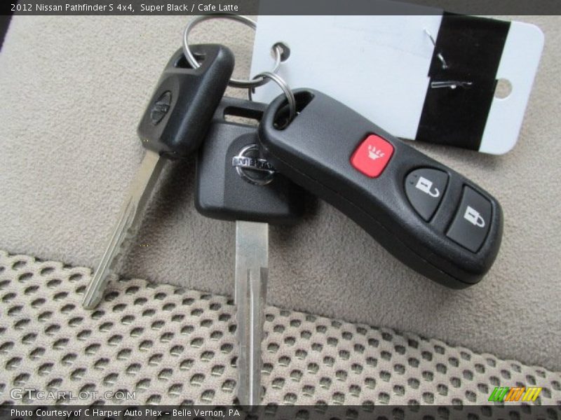Super Black / Cafe Latte 2012 Nissan Pathfinder S 4x4