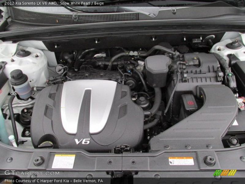 Snow White Pearl / Beige 2012 Kia Sorento LX V6 AWD