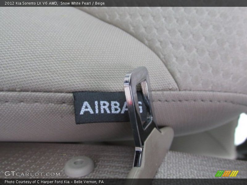 Snow White Pearl / Beige 2012 Kia Sorento LX V6 AWD