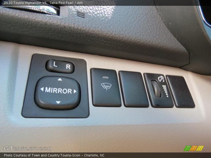 Salsa Red Pearl / Ash 2010 Toyota Highlander V6