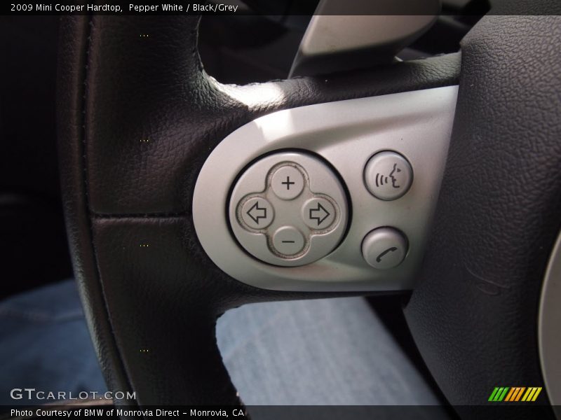 Pepper White / Black/Grey 2009 Mini Cooper Hardtop