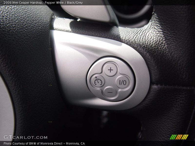 Pepper White / Black/Grey 2009 Mini Cooper Hardtop