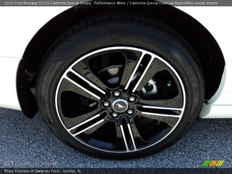 Performance White / California Special Charcoal Black/Miko-suede Inserts 2013 Ford Mustang GT/CS California Special Coupe
