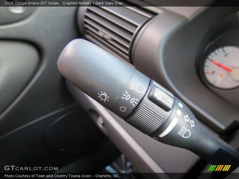 Controls of 2005 Stratus SXT Sedan