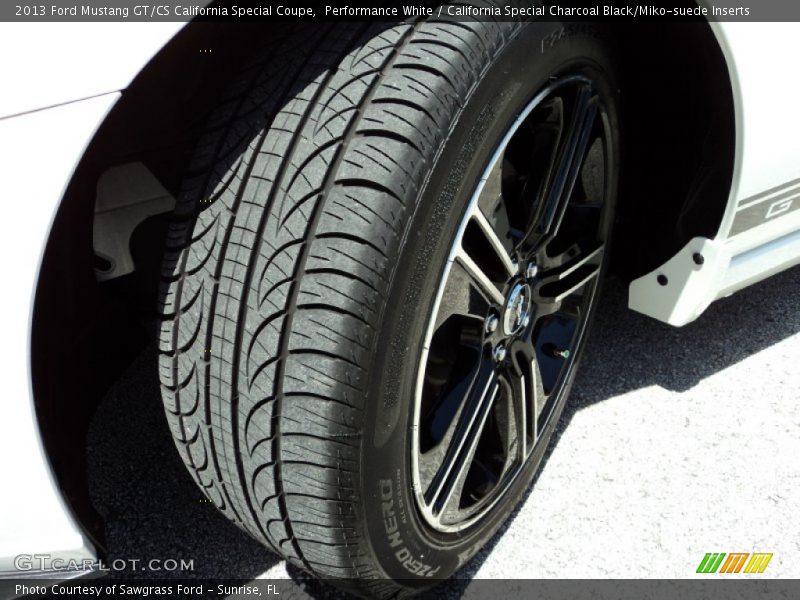Performance White / California Special Charcoal Black/Miko-suede Inserts 2013 Ford Mustang GT/CS California Special Coupe