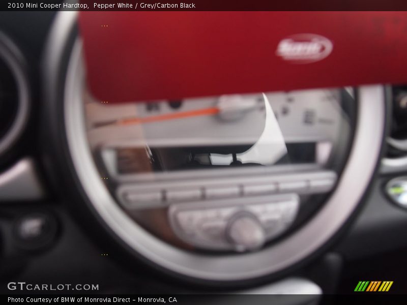 Pepper White / Grey/Carbon Black 2010 Mini Cooper Hardtop