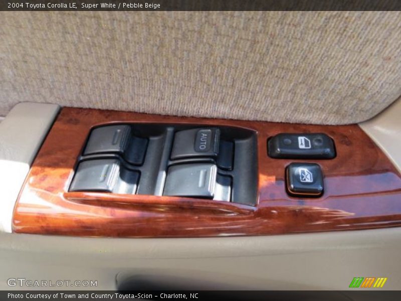 Super White / Pebble Beige 2004 Toyota Corolla LE