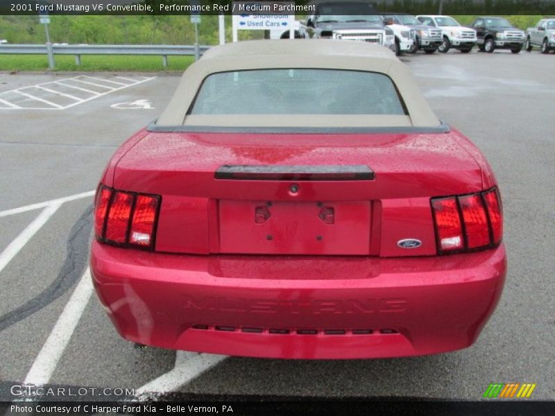 Performance Red / Medium Parchment 2001 Ford Mustang V6 Convertible