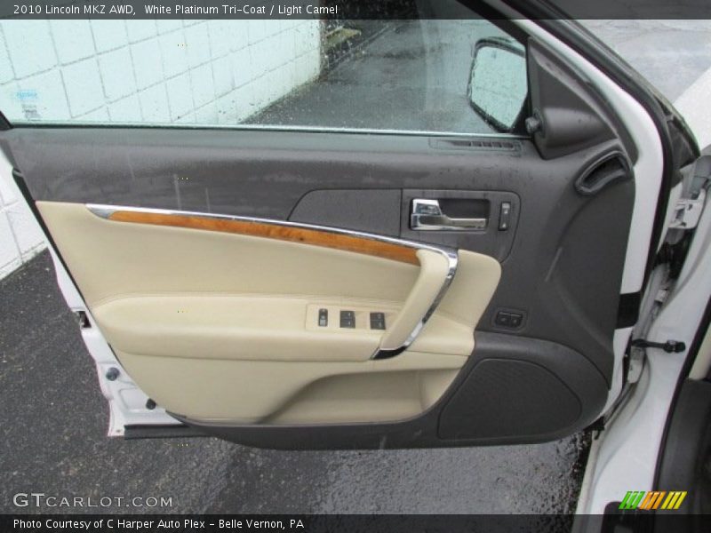 Door Panel of 2010 MKZ AWD