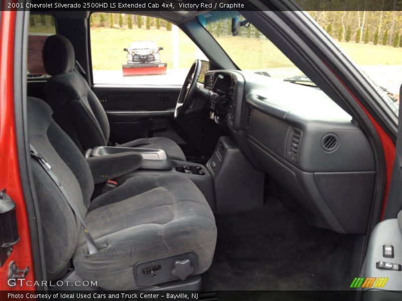 Front Seat of 2001 Silverado 2500HD LS Extended Cab 4x4