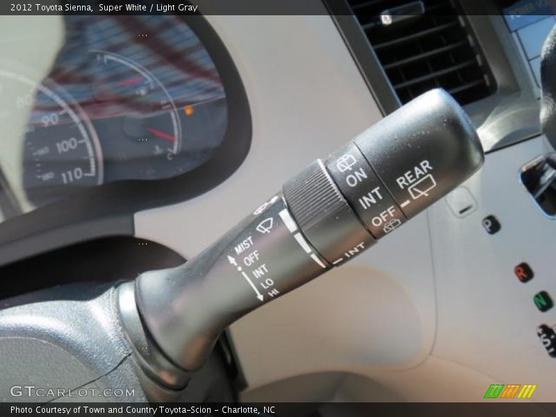 Super White / Light Gray 2012 Toyota Sienna