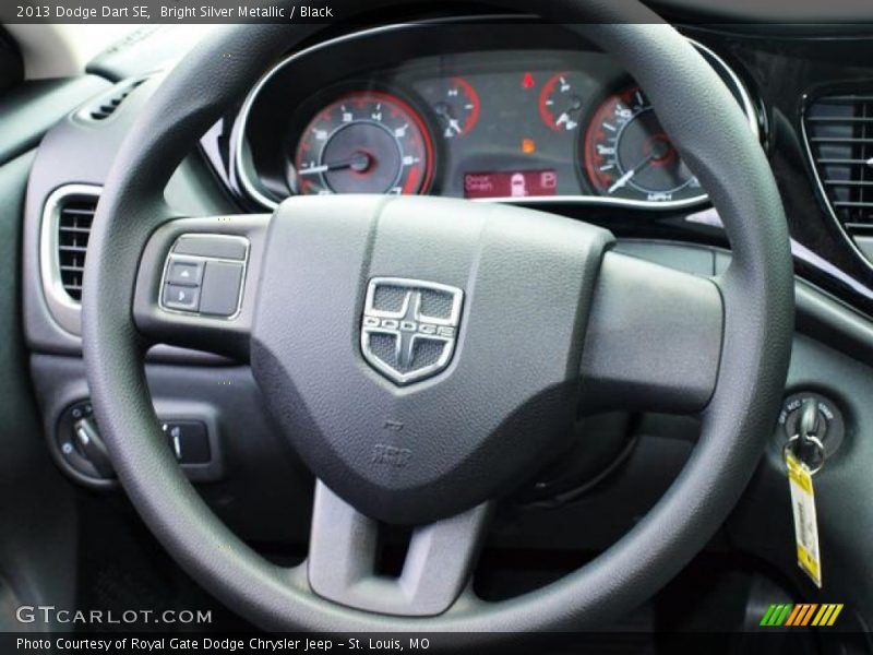 Bright Silver Metallic / Black 2013 Dodge Dart SE