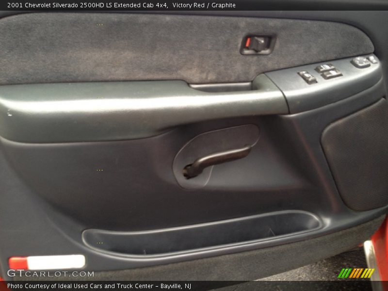 Door Panel of 2001 Silverado 2500HD LS Extended Cab 4x4