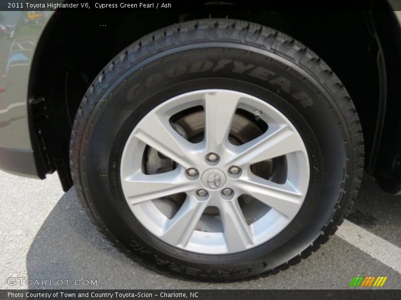 Cypress Green Pearl / Ash 2011 Toyota Highlander V6