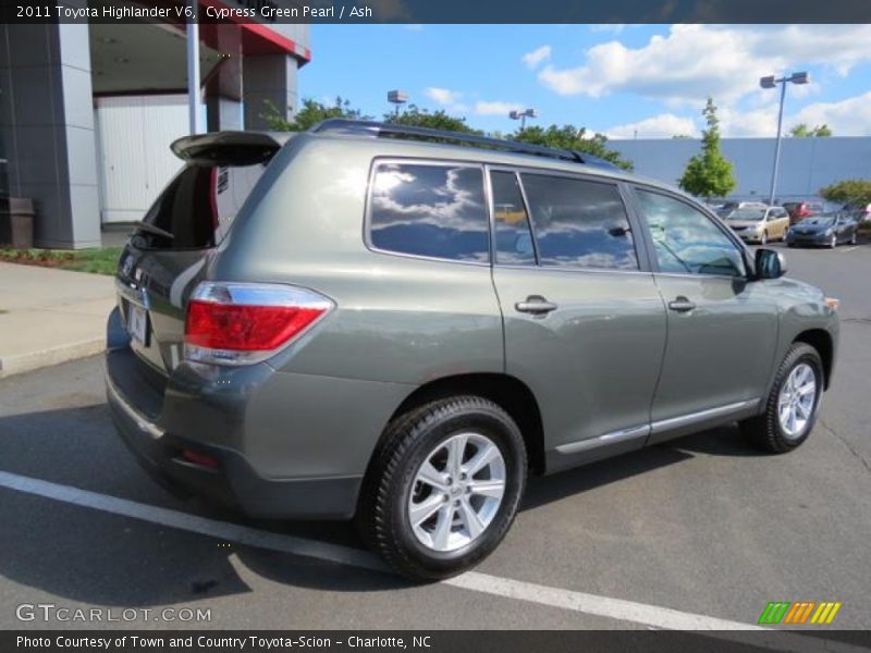 Cypress Green Pearl / Ash 2011 Toyota Highlander V6