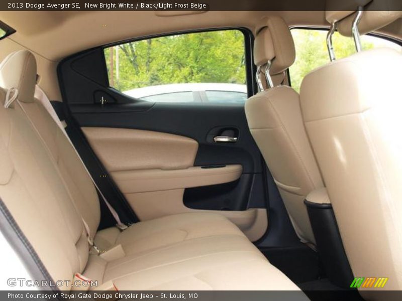 New Bright White / Black/Light Frost Beige 2013 Dodge Avenger SE