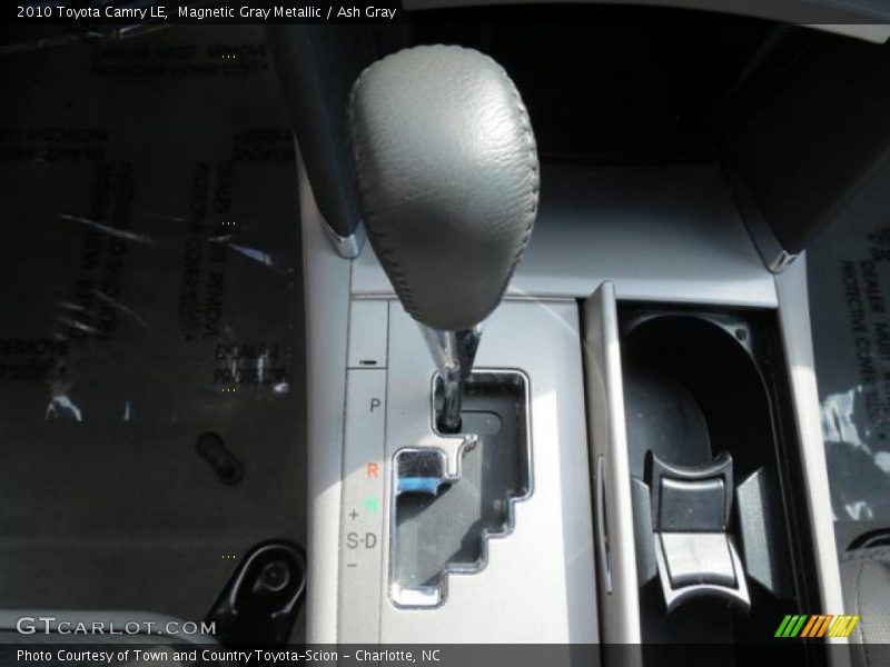 Magnetic Gray Metallic / Ash Gray 2010 Toyota Camry LE