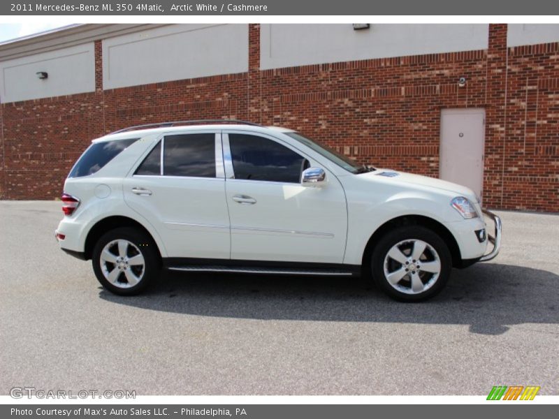 Arctic White / Cashmere 2011 Mercedes-Benz ML 350 4Matic