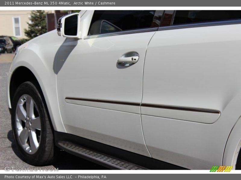 Arctic White / Cashmere 2011 Mercedes-Benz ML 350 4Matic
