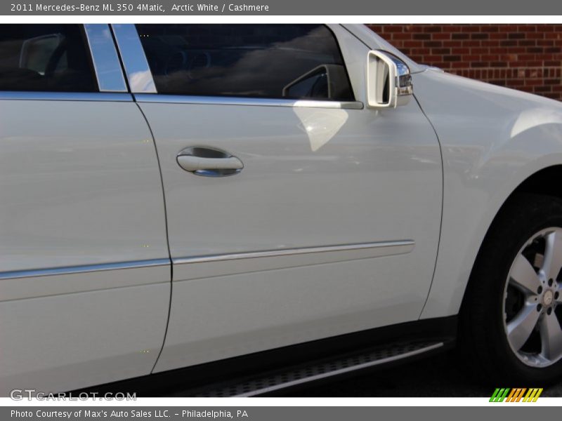 Arctic White / Cashmere 2011 Mercedes-Benz ML 350 4Matic